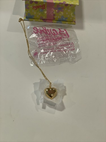 MATTEL BARBIE 2001 Necklace W/ Heart (fake gold) With Jewelry Box. - Picture 23 of 23