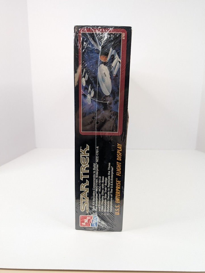 AMT Ertl Star Trek U.S.S. Enterprise Flight Display Model Kit | eBay