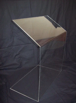 Budget Perspex Sneeze Guard/Screen - Cake - Food Protection - Medium 900mm long