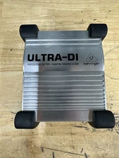 One Behringer ULTRA-Di Active Direct Inject Box Model DI-100 