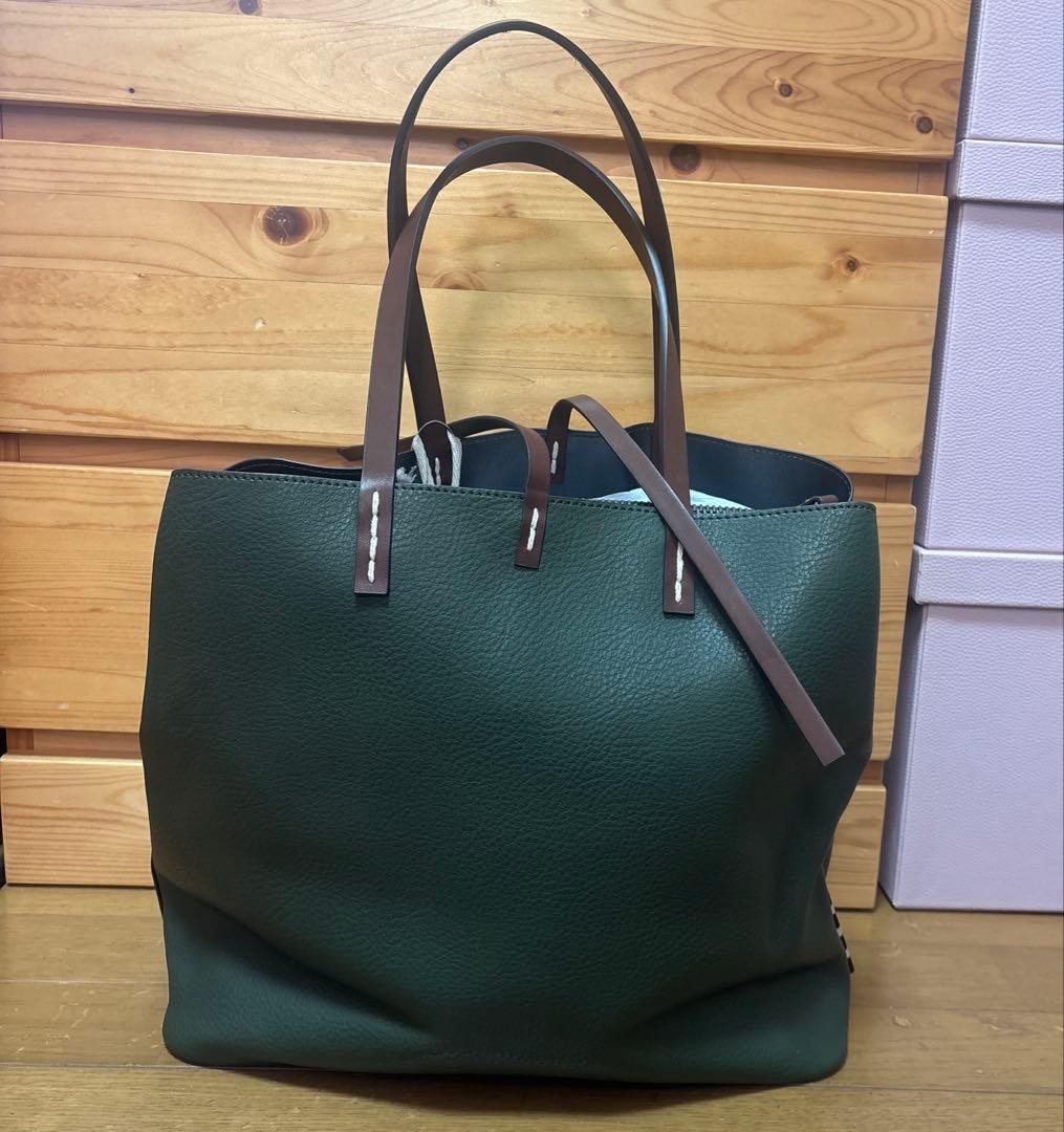 Manila Grace Faux Leather Tote Bag Green with Inner Zipper and Shoulder Strap