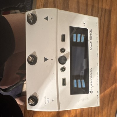 TC-Helicon VoiceLive Play Digital Harmony & Effects Processor