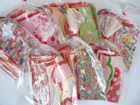 Red Orange Pink  Silk Kimono Fabric Scrap Bag Set of 23 pieces Small Pieces