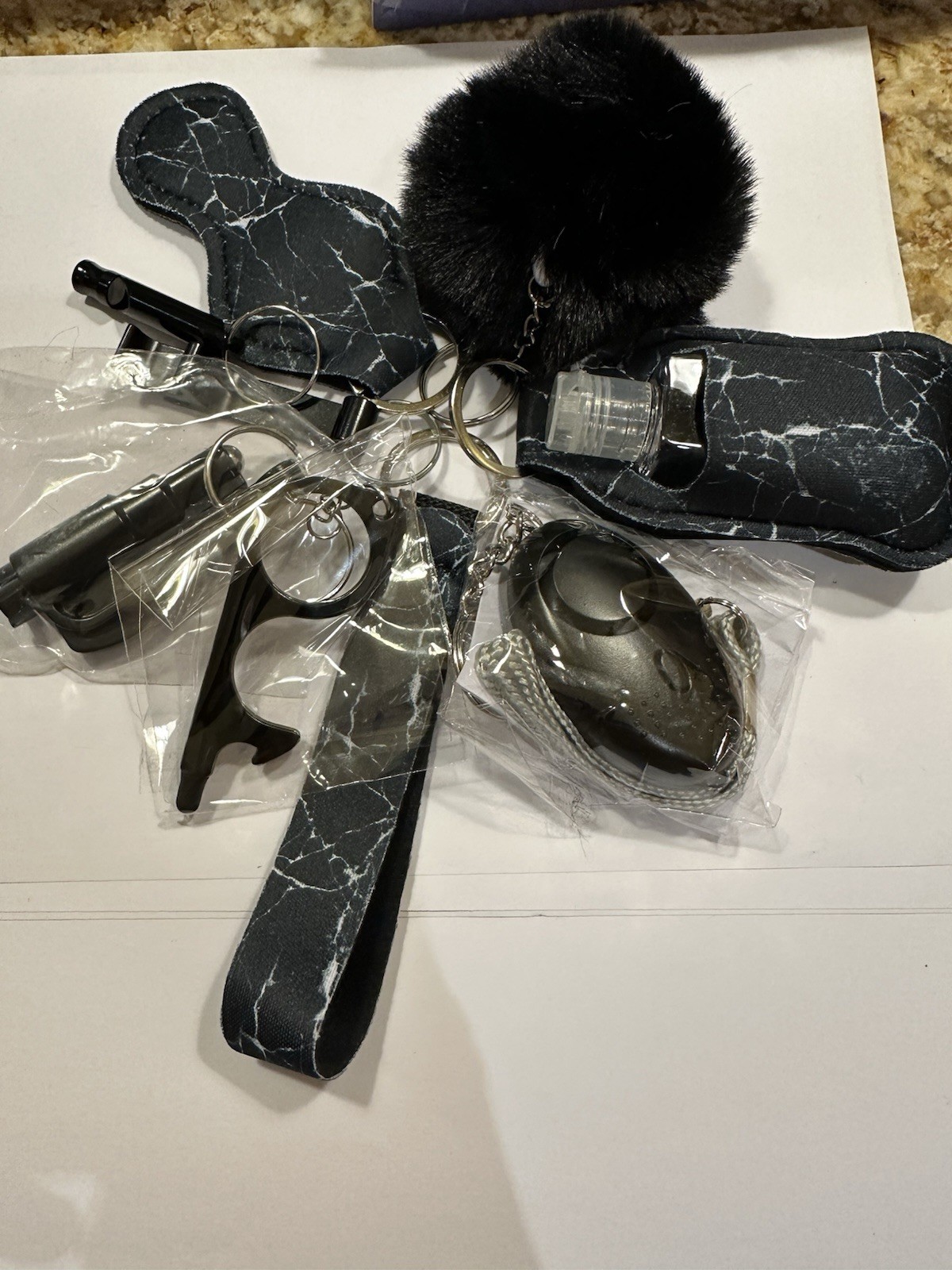 Personal Attack Alarm Keychain Set, Black Marble Pattern, Self-Defense Tools