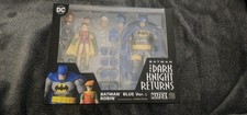 Medicom Toy MAFEX Batman Blue Ver & Robin Dark Knight Returns Action Figure -...