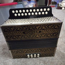 Vintage HOHNER 21 Button Diatonic C/G Accordion Made In Germany Working Nice 