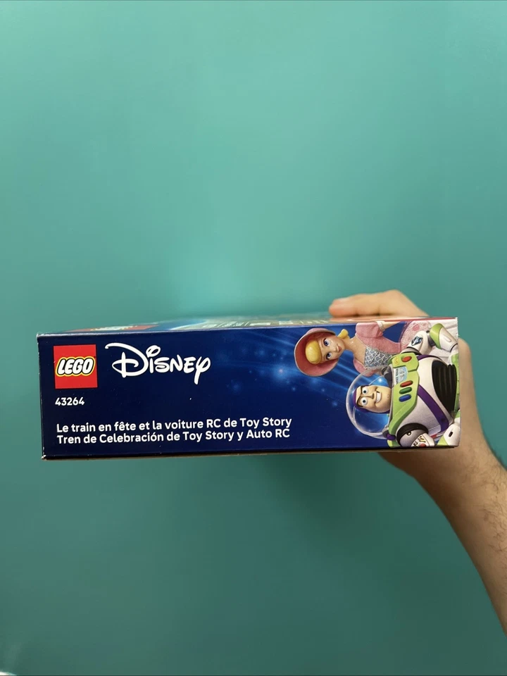 LEGO Disney y Pixar’s Toy Story Celebración Tren y Coche RC 43264 Nuevo Foto 4 de 4