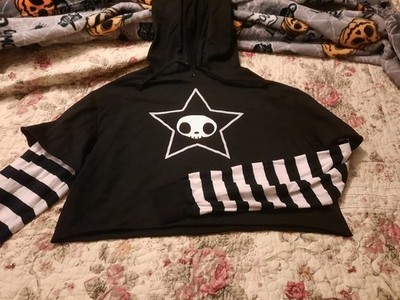 Toki Doki Womens Black Juniors Cropped Skull Striped Hoodie
