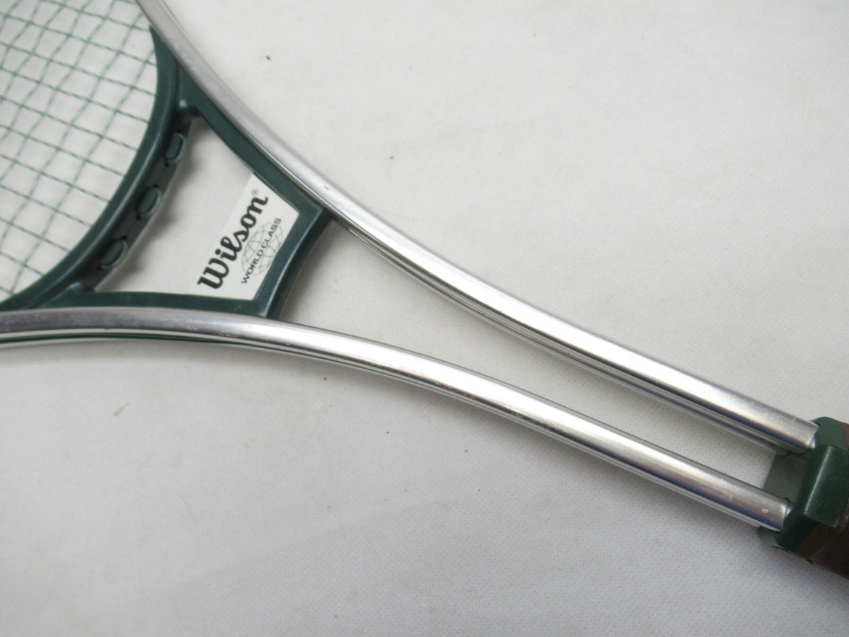 Raquette de tennis vintage Wilson classe mondiale en métal