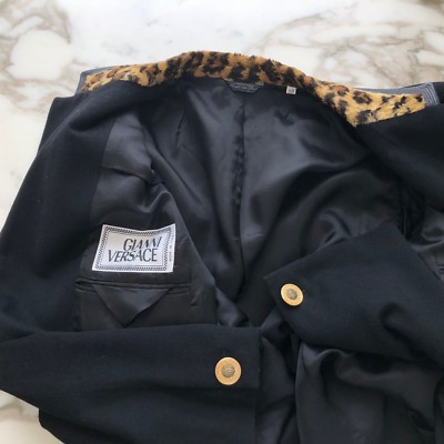 GIANNI VERSACE black wool 3 button blazer w/ leopard faux fur