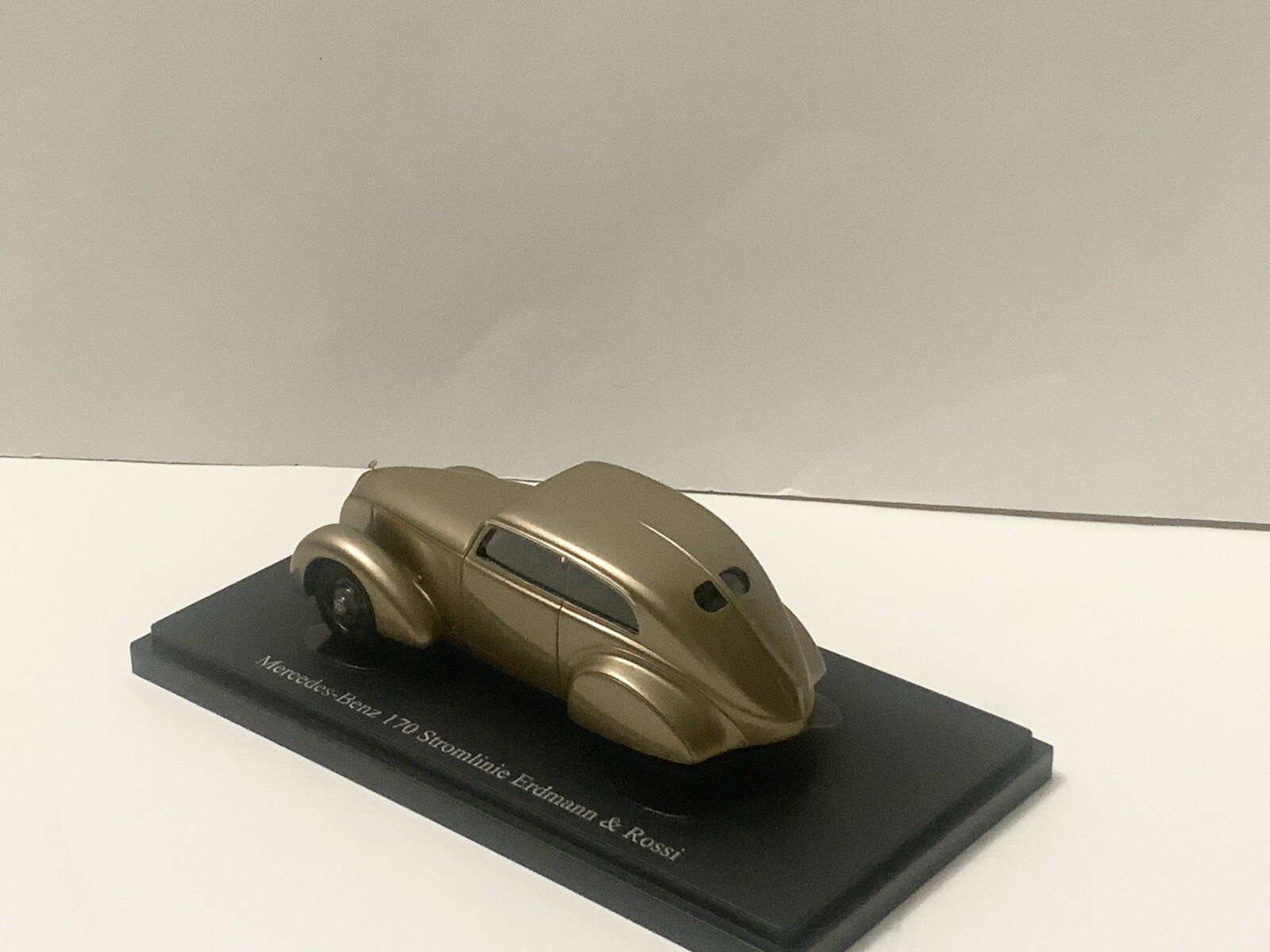 Picture 5 of 9