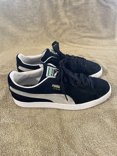 Size 10.5 PUMA Suede Classic Sneakers (Black/white) - Picture 2 of 5