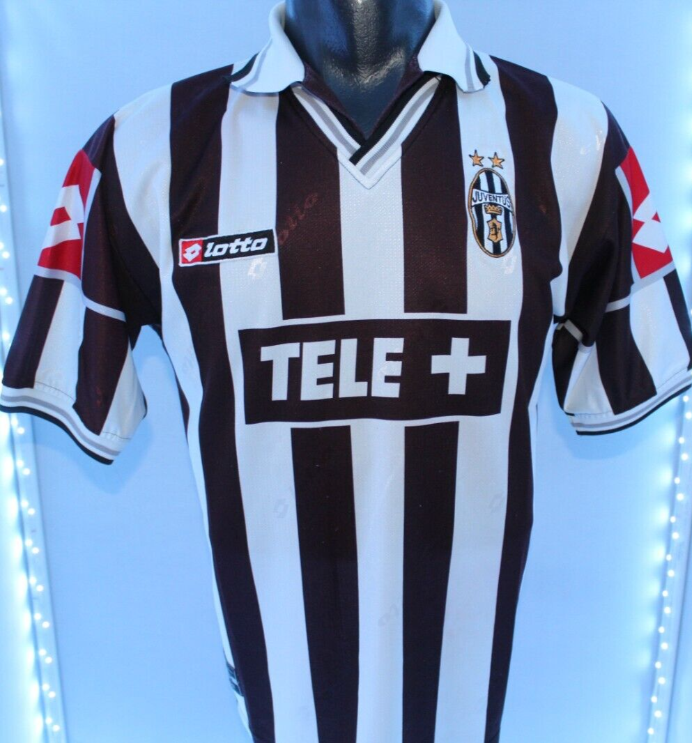 Juventus jersey 100% Authentic Lotto jersey Size Medium 2000-2001