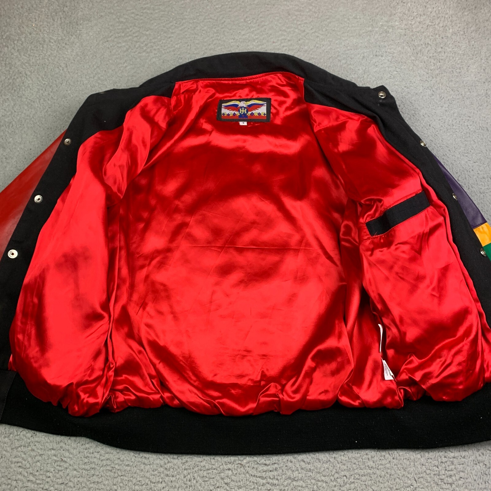 Picture 18 of 24