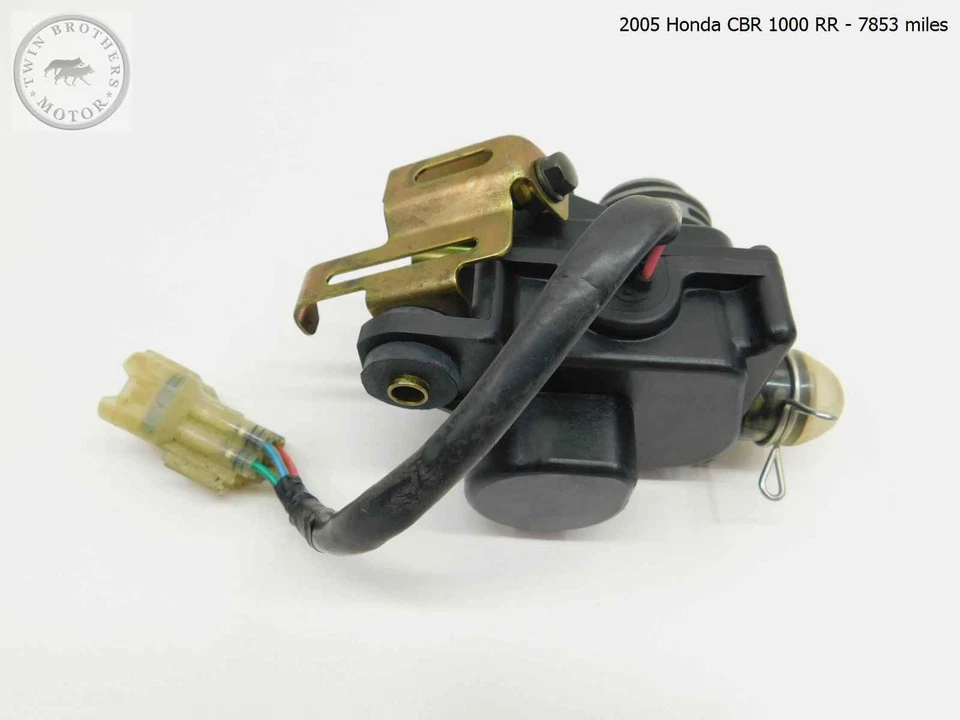 Motor actuador de escape Honda CBR 1000RR 2004-2005  Foto 2 de 4