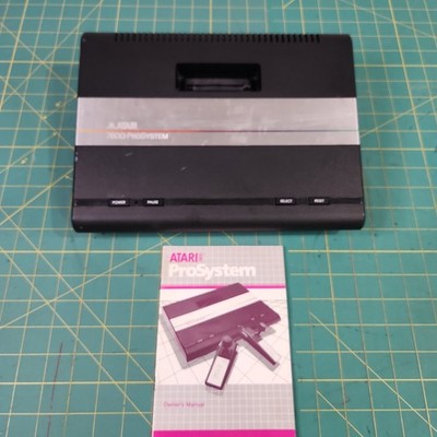 Atari 7800 Pro System Console UnTested