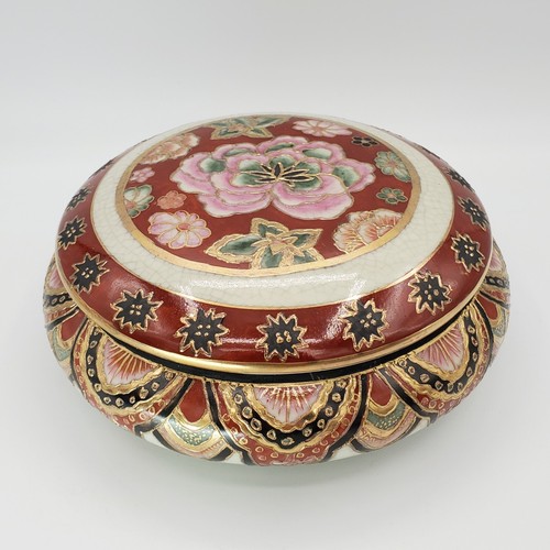 Vtg Hand Painted Flowers Gold 5" Porcelain Trinket Powder Jewelry Dresser Box - Picture 2 of 18