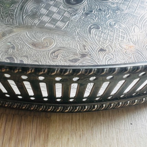 2 versilberte Vintage gemusterte Tabletts - Bild 15 von 19
