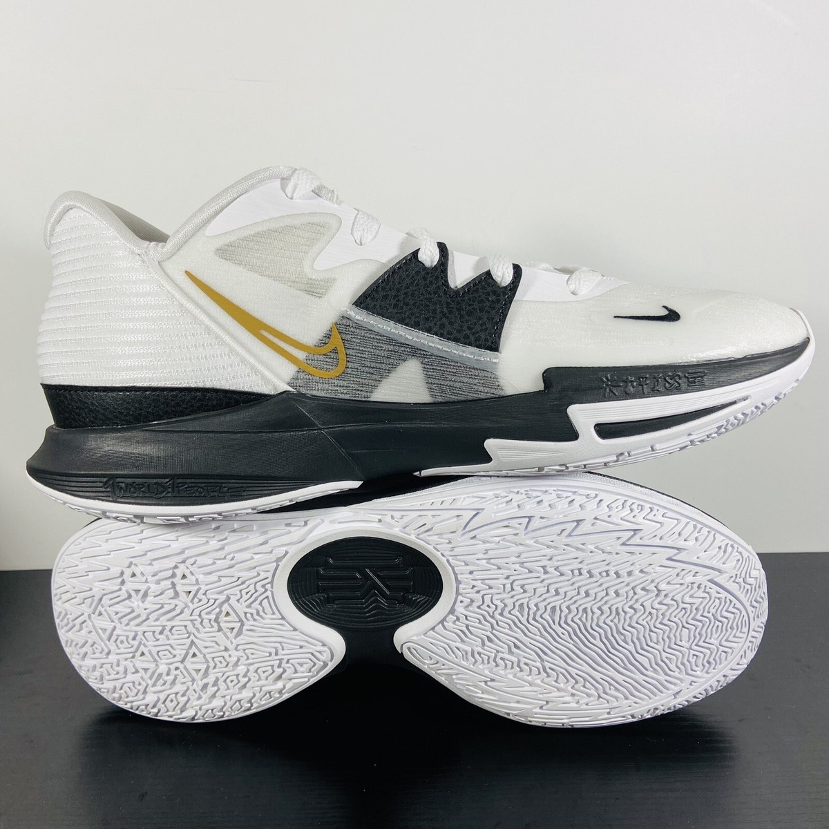 K*i様 【美品】Nike KYRIE LOW 5 EP Nike Kyrie Low 5 EP 'White Black Metallic Gold' DJ6014-101