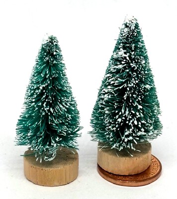 Puppenhaus 2 sehr kleine Tisch Weihnachtsbäume Maßstab 1:12 Weihnachten Zubehör tumdee