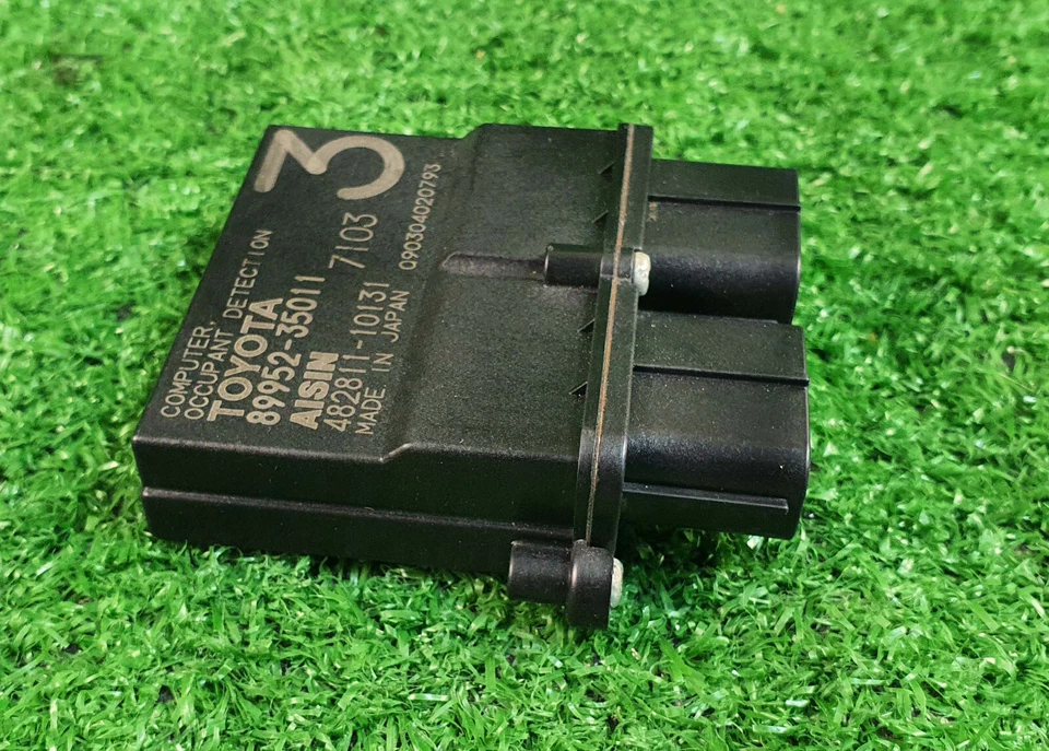 Módulo de detección de ocupación por computadora Toyota 89952-35011 OEM usado: se adapta a Scion Camry Foto 3 de 4