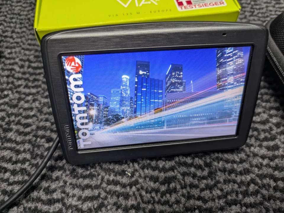 TomTom Via 135 M Europe Traffic 5'' Navi lebenslange Updates, 45 Länder EU - Bild 4 von 4