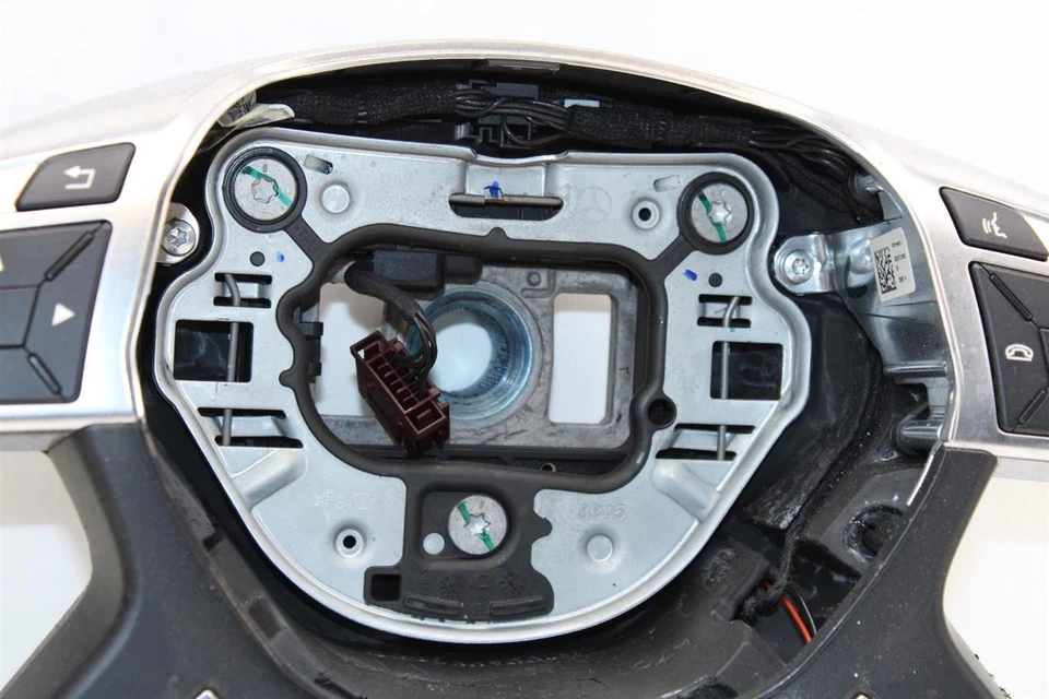 Volante mercedes-benz gl350 gl450 gl550 gl63 amg 2014 14 1370992 Foto 2 de 4