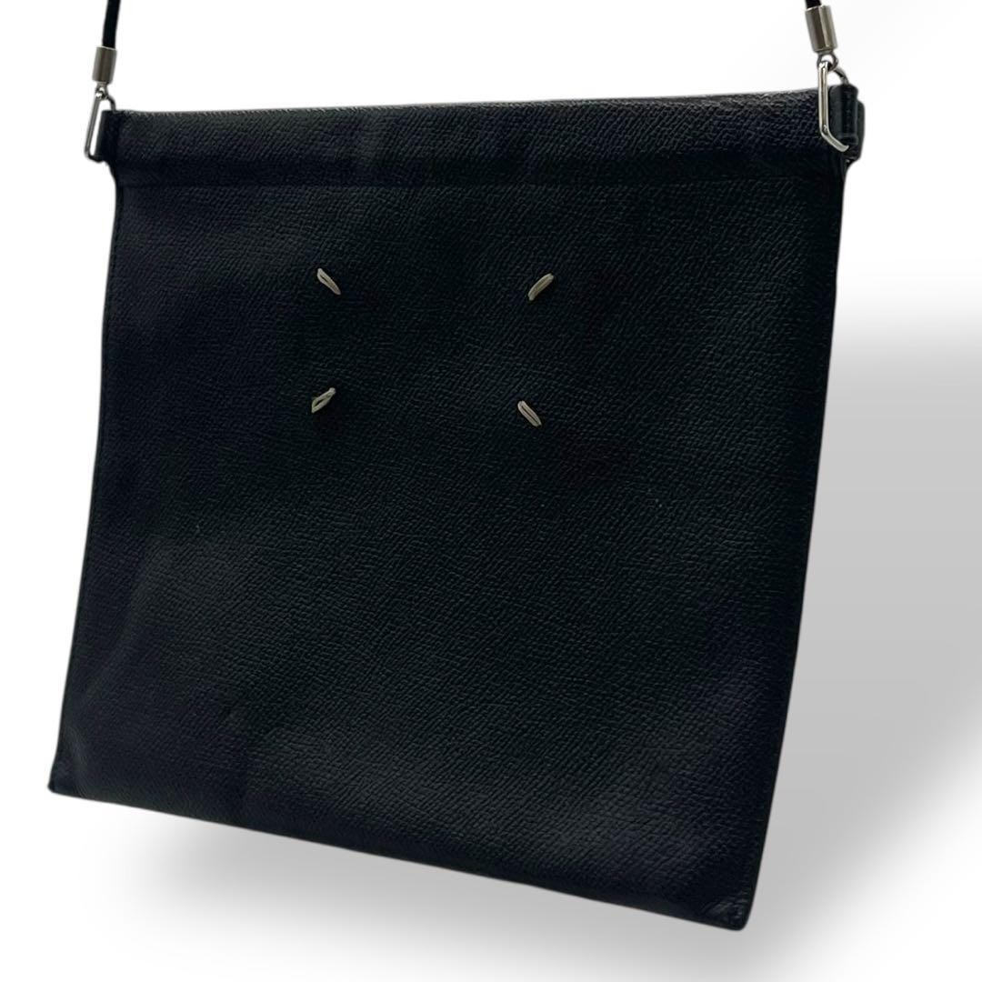 Extremely Vhtf Model Margiela Square Sacoche Shou… - image 1