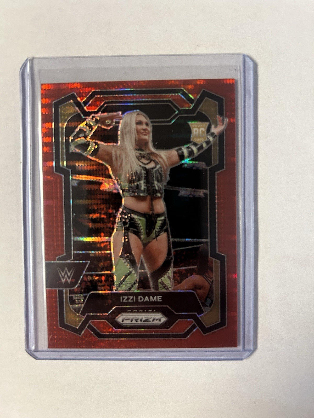 IZZI DAME 2024 PRIZM WWE RED PULSAR PRIZM #/399