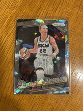 2025 Panini WNBA Prizm #124 Courtney Vandersloot Cracked Ice Chicago Sky