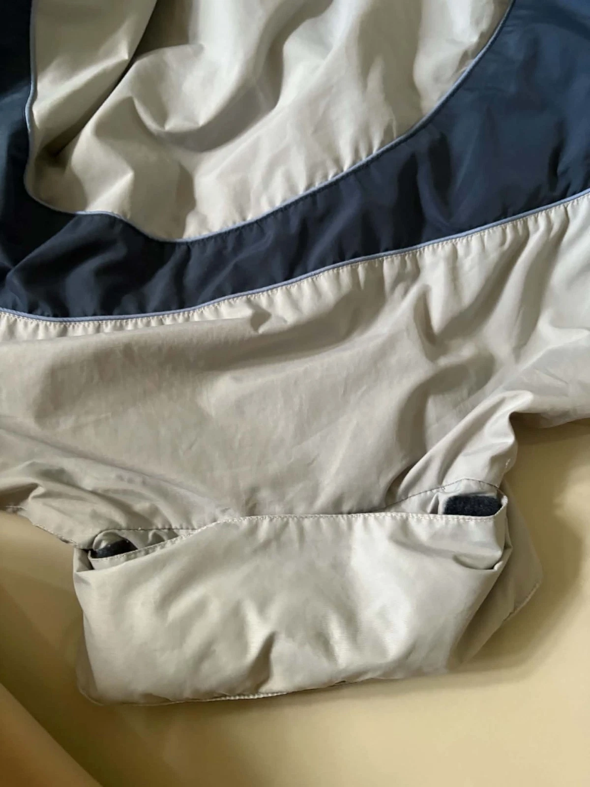 Vintage Quicksilver windbreaker jacket - product detail image 5