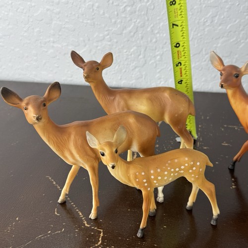 Set 4 statuine cervo plastica dura celluloide vintage Hong Kong 3 cervo 1 cervo Bambi - Foto 2 di 12