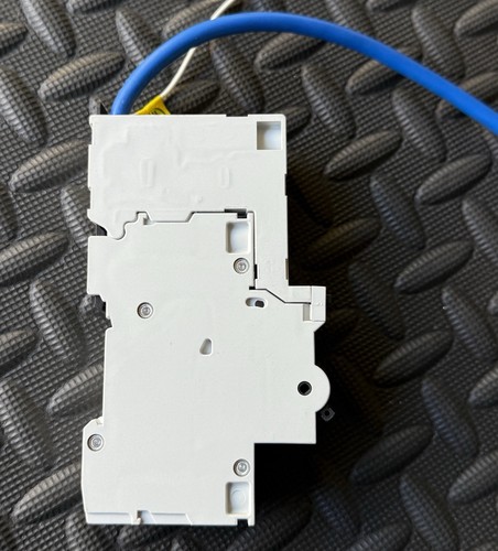 MEM EATON B32 10kA (MBH132) - 30mA RCBO TYP B POD MEMSHIELD 2 - 32 Amp - Bild 2 von 4