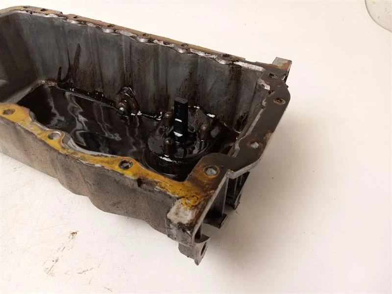 OIL PAN FOR 1999 VOLKSWAGEN BEETLE GL - Image 2 of 4