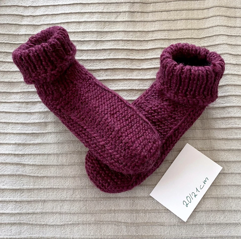 1 paar Handgestrickte dicke Socken Puschen Sofasocken Gr. 33 / 34 - Bild 4 von 4