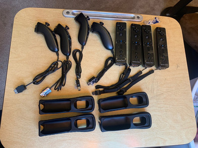 4 x Motion Plus Remote 4x Nunchuk Controller Set  & Case for Nintendo Wii Wii U