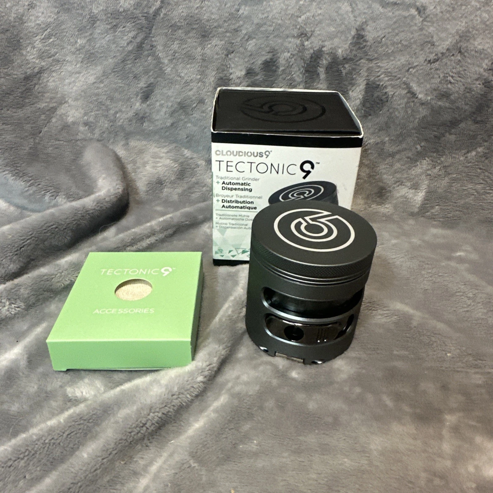 CLOUDIOUS9 Tectonic9 Herb Grinder Automatic Electric Herbal Spice Dispenser