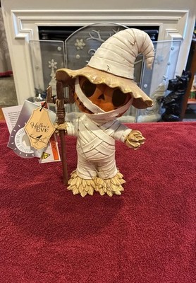 Pumpkin Mummy Scarecrow with Pitchfork  White LED  New 