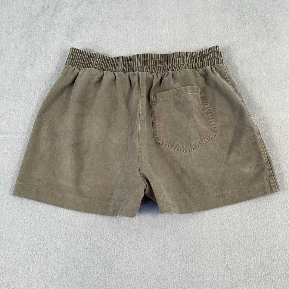 Short BCBGeneration feminino verde com bolsos, elástico na cintura, tamanho P - Imagem 2 de 4