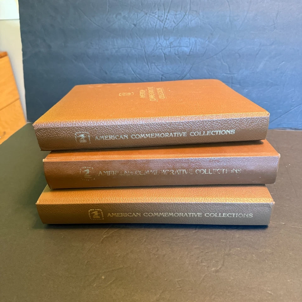 3 USPS American Commemorative Collection Binders 150 Souvenier Sheets 1987- 1990 - Image 2 of 4