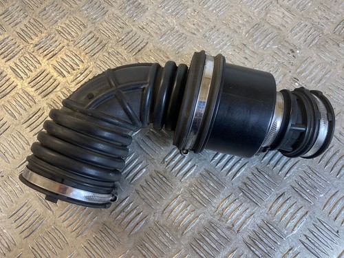 Opel Insignia A 2014 Diesel 125kW Ansaugrohr Ansaugschlauch Turbolader 22945619