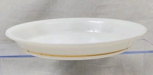 VTG Pyrex Opal White with Gold Stripe Pie Plate #210 Baking Dish Oven Milk Glass