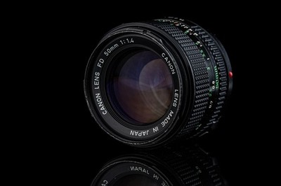 Canon nFD 50mm f/1.4 Lens   Smooth Focus, Clean Glass, Tested   w/ Caps
