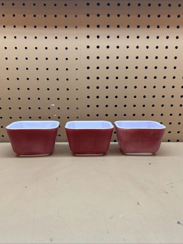 Lor of 3 Vintage Pyrex 0501 1.5 cup RED Refrigerator Dish Container No Lids