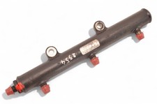 Jaguar XF X250 2007 Kraftstoffverteiler Einspritzleiste Verteilerrohr OPO2554