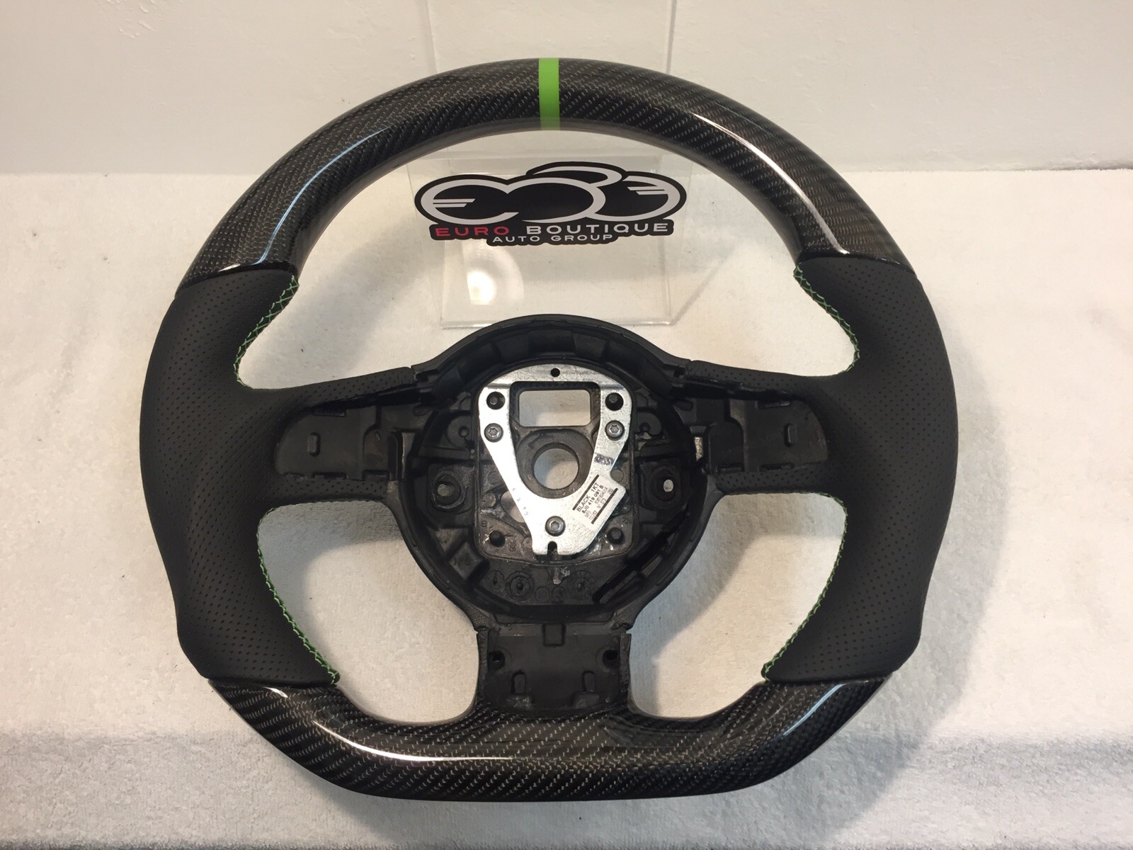 Audi R8 Bespoke Carbon Fiber Flat Top/Bottom Steering Wheel