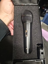 Professional Dynamic XLR Microphone w/ Hard Case  Clip   Tested Working