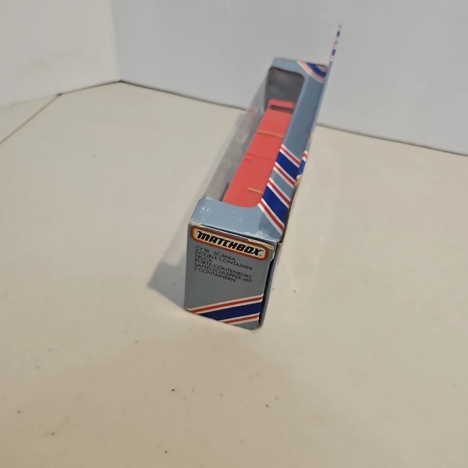 Matchbox Convoy CY18 Scania Kit-Kat Double Container Truck - Image 4 of 4
