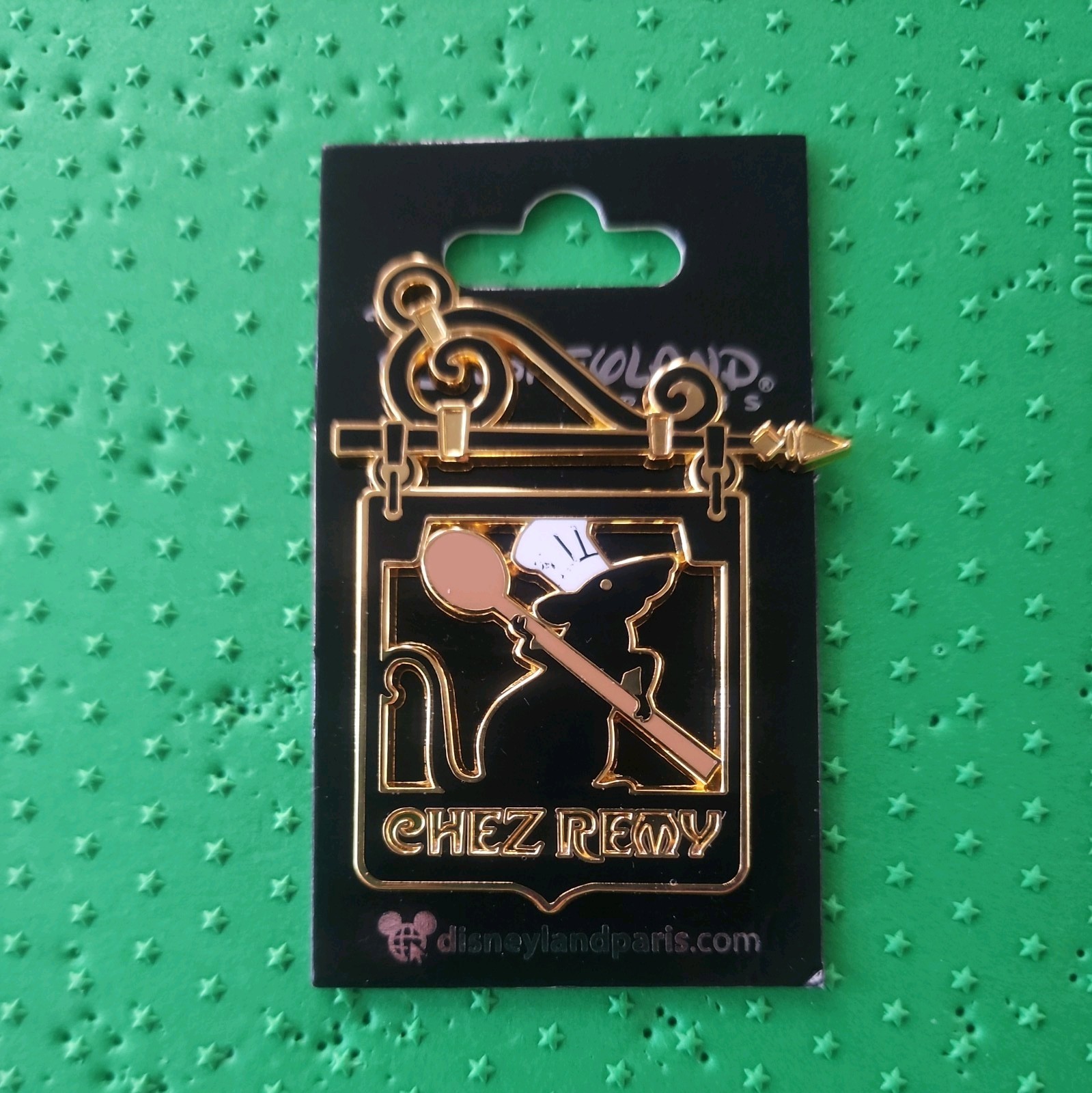 DISNEY PARIS PIN Ratatouille CHEZ REMY Restaurant Sign NEW on Card DLP