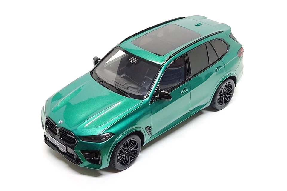 BMW X5 M Competition GT Spirit 1:18 en verde Isla de Man (GT490) Foto 3 de 4